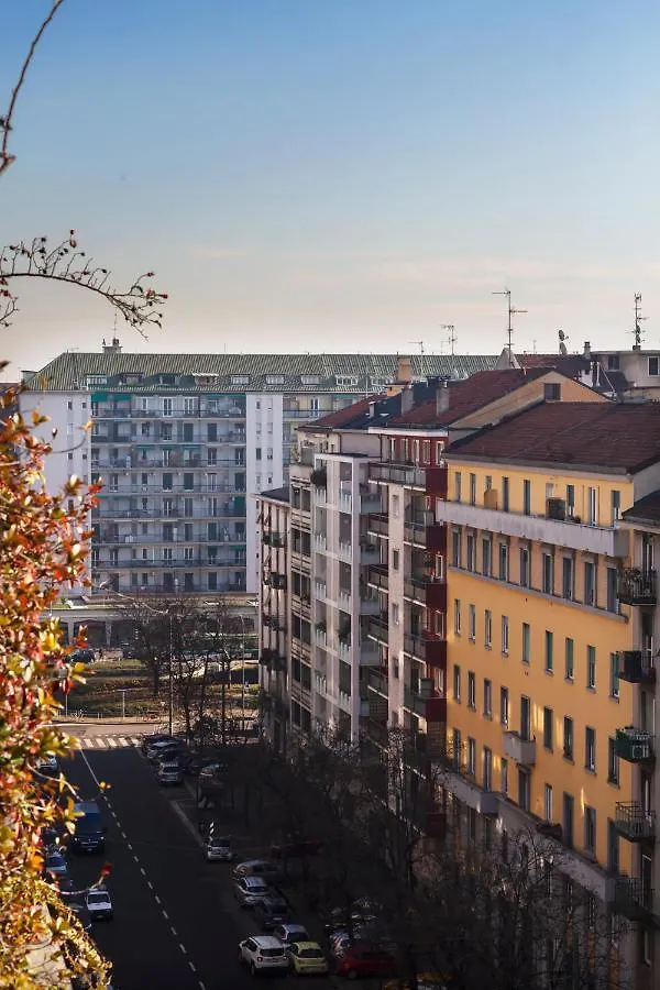 Amazing Terrace In Milan-Via Strambio Citta Studi 아파트 이탈리아